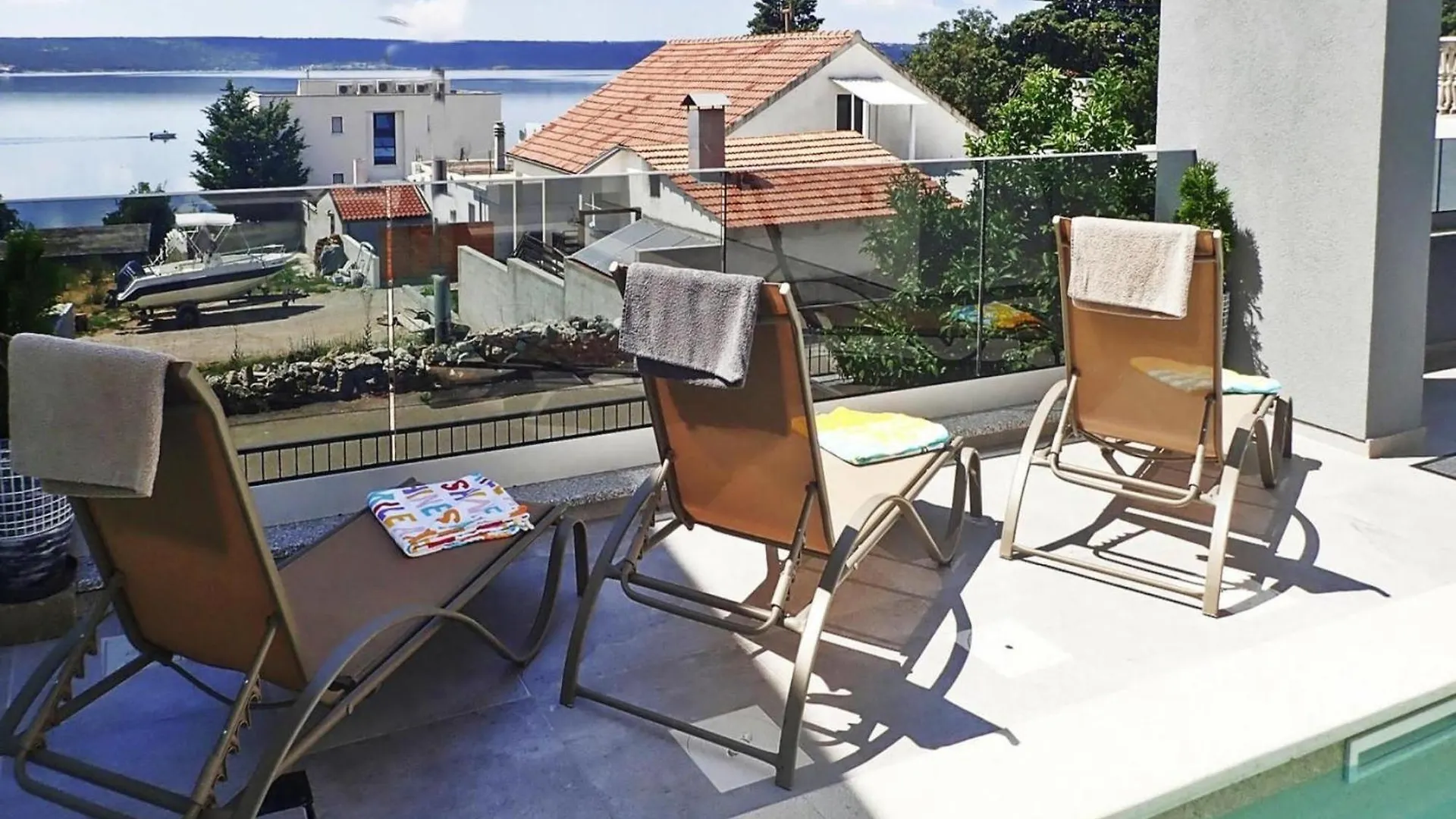 Holiday Home In Maslenica With Pool