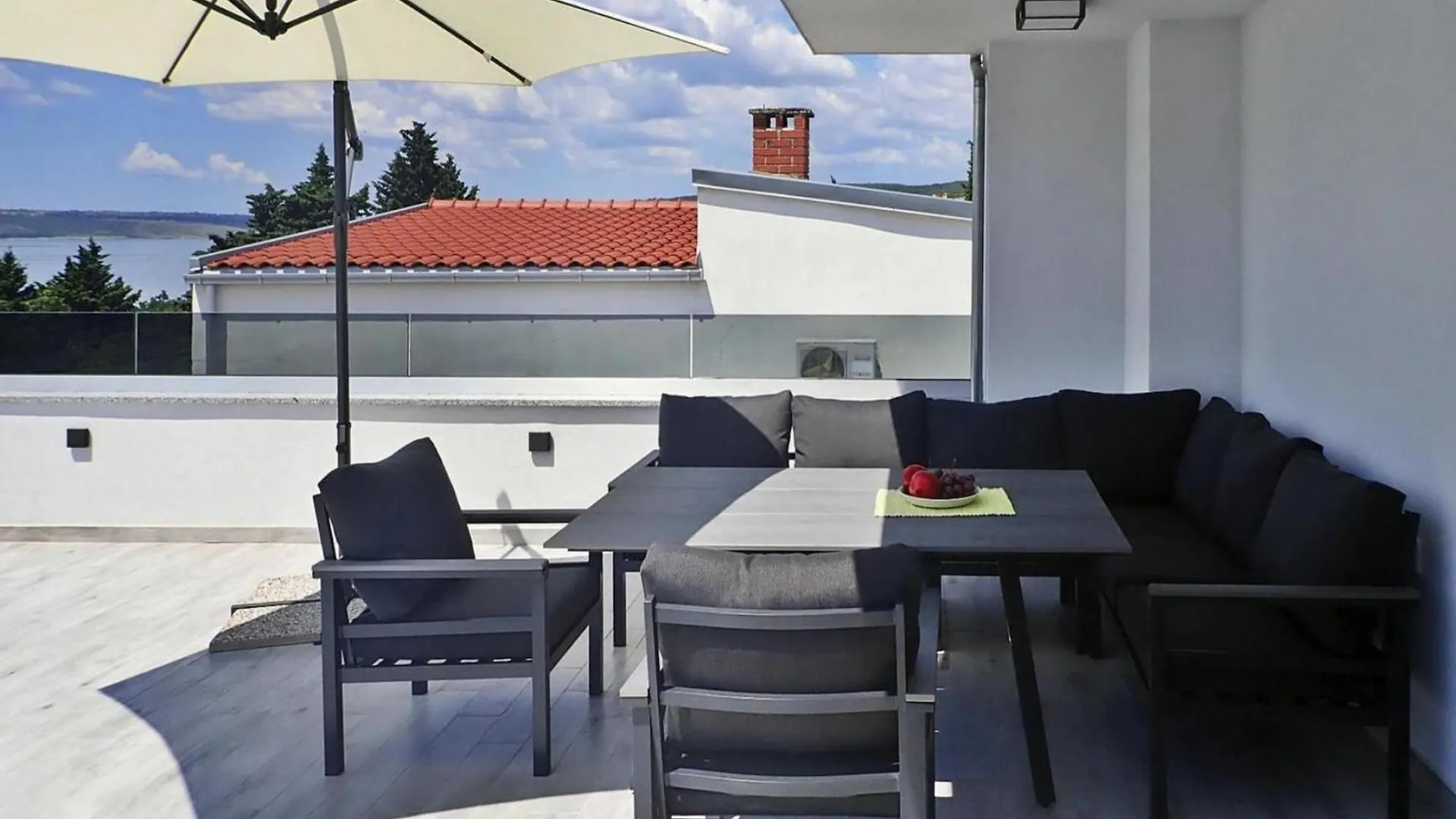 Holiday Home In Maslenica With Pool