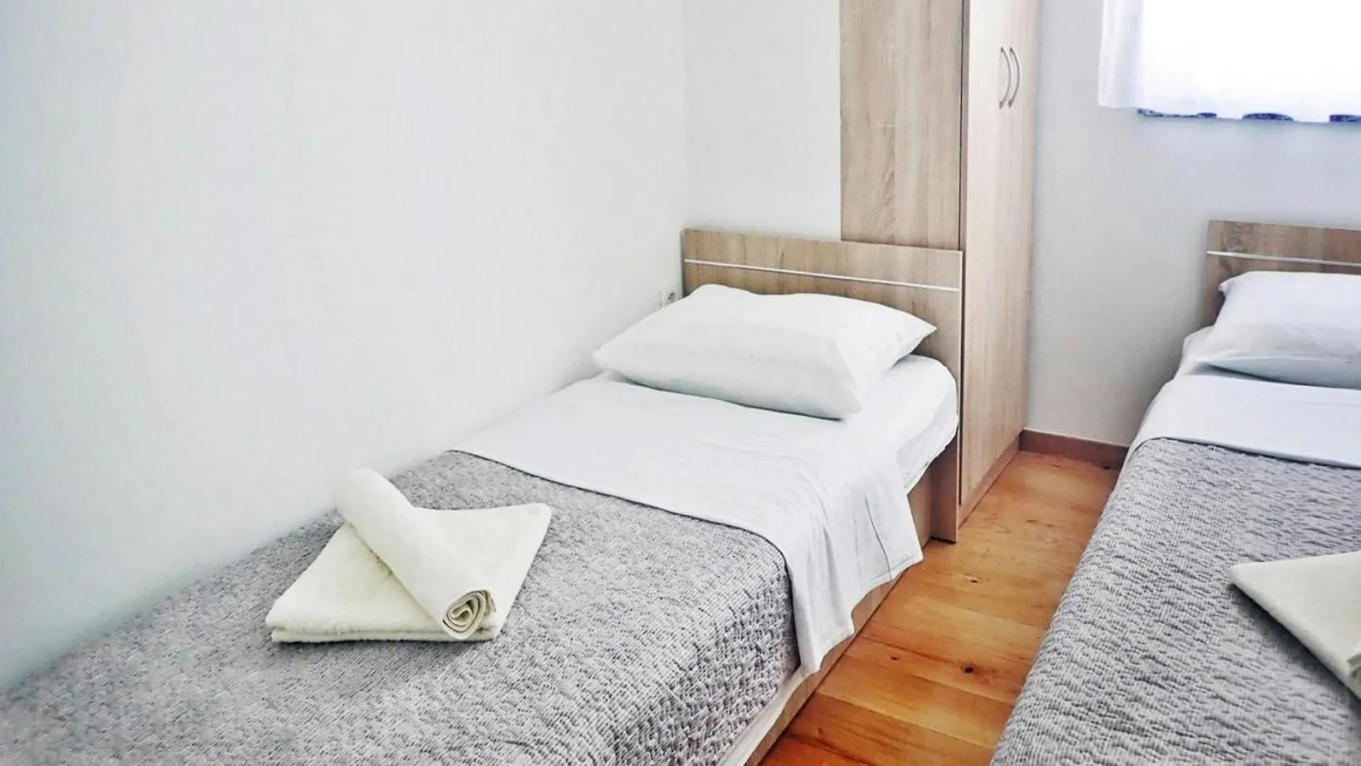 Holiday Home In Maslenica With Pool